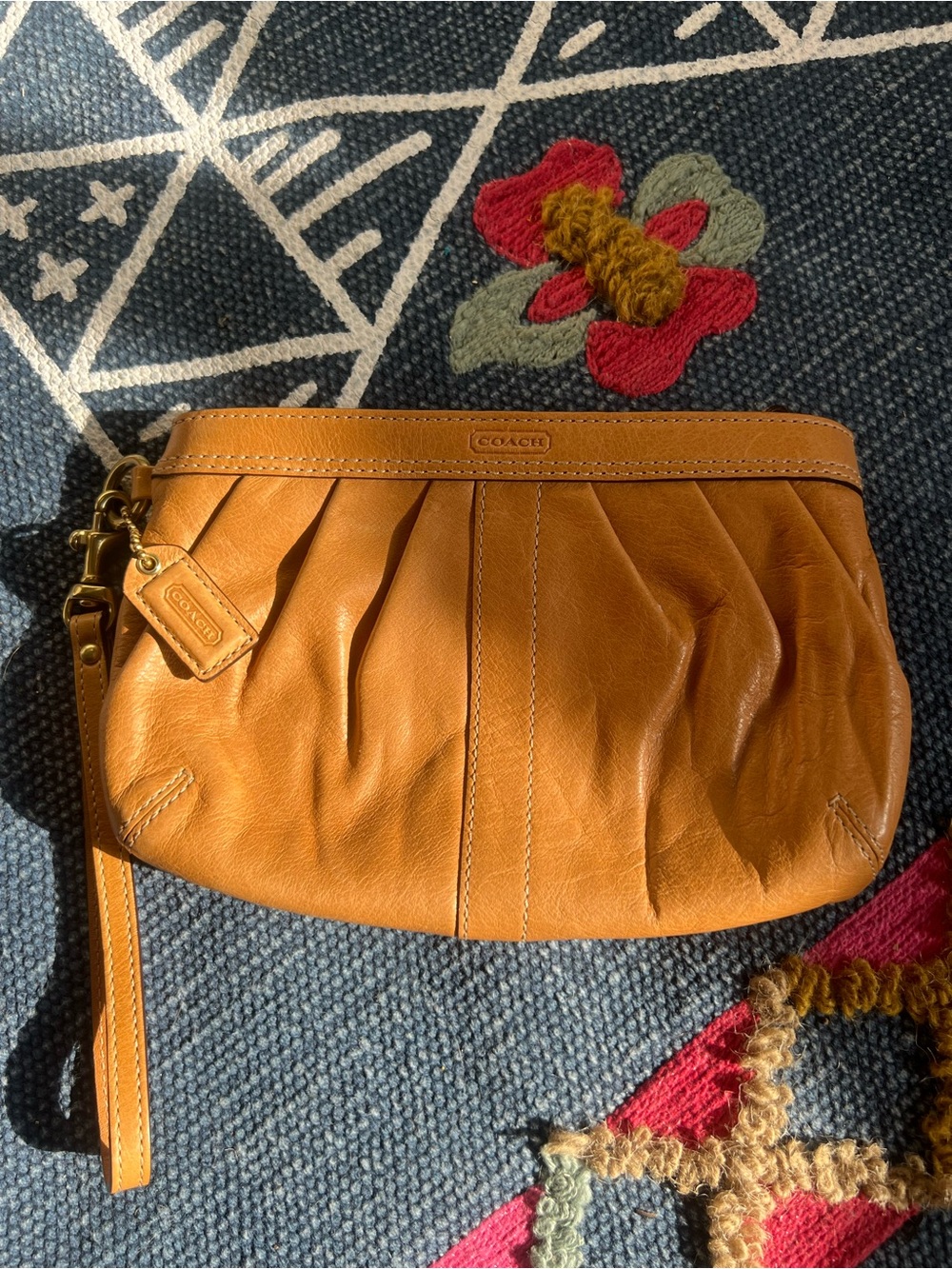 Coach Camel Gathered Leather Wristlet Clutch Wallet Pouch ✨